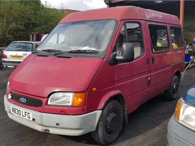 Форд транзит санкт петербург. Ford Transit 1994-2000. Форд Транзит 1994. Ford Transit 1994-2000 stock. Форд Транзит 1994г.