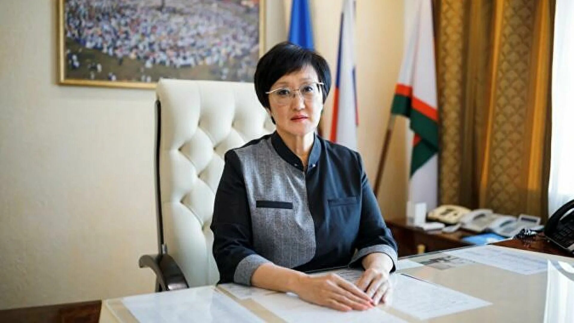 Мер якутии сардана авксентьева. Сардана владимировна авксентьева семья. Сардана владимировна авксентьева. Сардана авксентьева партия. Сардана владимировна авксентьева.