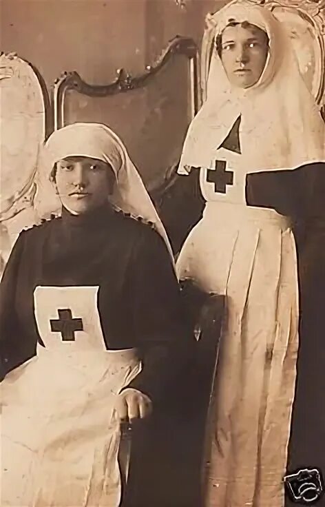 Медсестра первая мировая. Красный крест медсестры. Медсестра красный крест дореволюционной. Медсестры красного креста