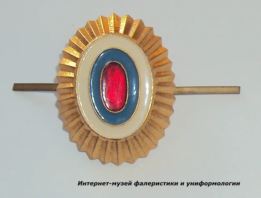 Как прицепить кокарду