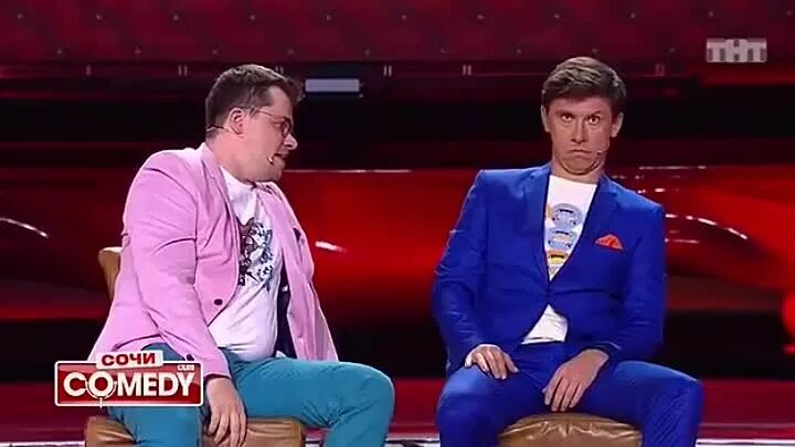 Comedy харламов батрутдинов. Камеди клаб Харламов и Батрутдинов. Камеди Харламов и Батрутдинов.