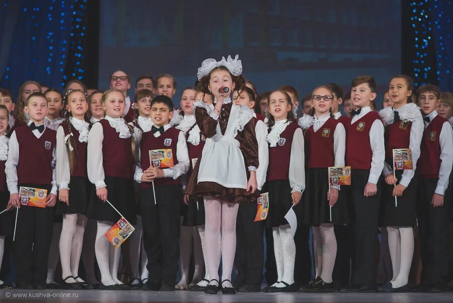 Моу сош 6 кушва. Директор школы 6 кушва. Школа 6 кушва. Кушва школа 4. 6 школа кушва маоу сош.