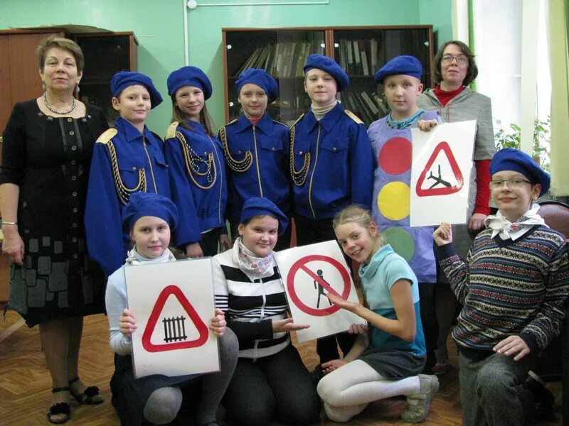 Программа агитбригады. Выступление агитбригады юид. Выступление агитбригады юид. Сценарий агитбригады юид для конкурса безопасное колесо по пдд. Выступление агитбригады юид.