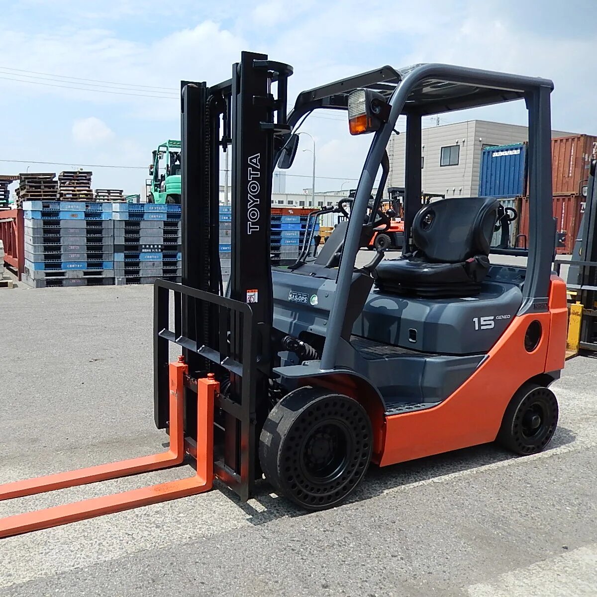 Тсм fhd25 1999. Экскаватор-погрузчик new holland b80b 2018 года. Автопогрузчик д 15s-2(std-3. Погрузчик тойота 3 тонны браз. Автопогрузчик дв 1792.