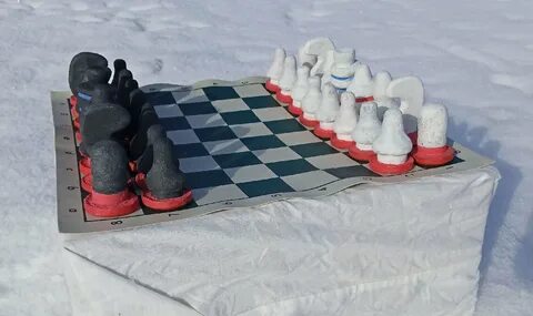 В хоккее и на шахматной доске