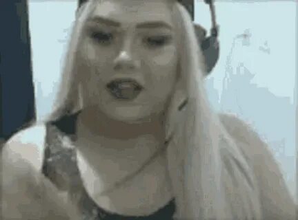 Erining xotinini yalayotgani porno videoni tomosha qiling