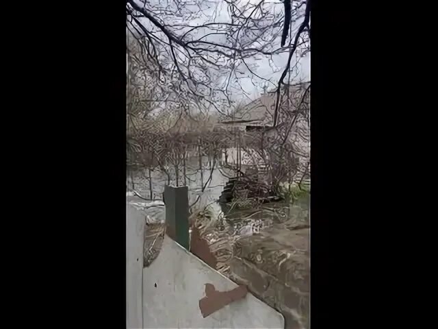 5 апреля прорвало дамбу