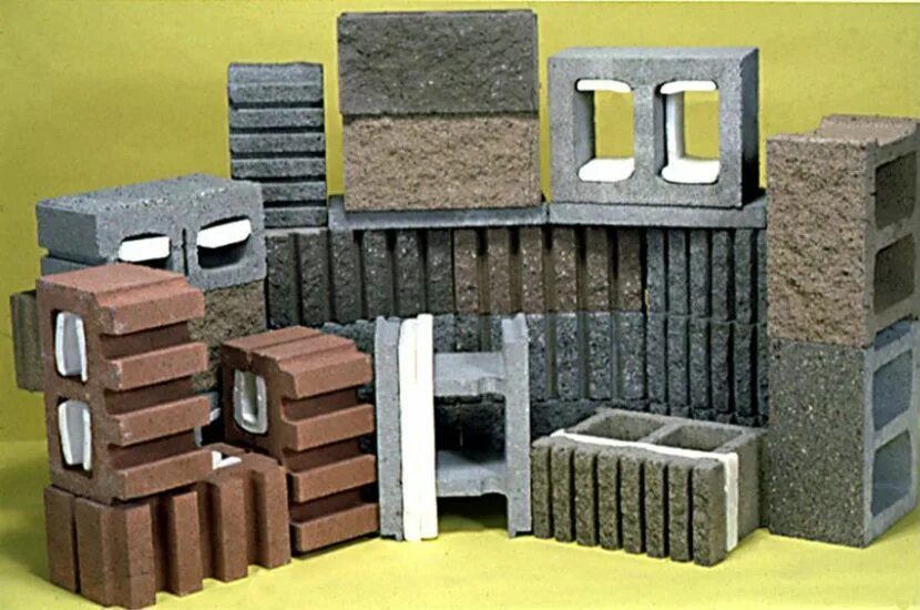 Материалы для возведения стен. Блоки строительные стеновые. Блок для постройки стены. Стеновые блоки для возведения стены.