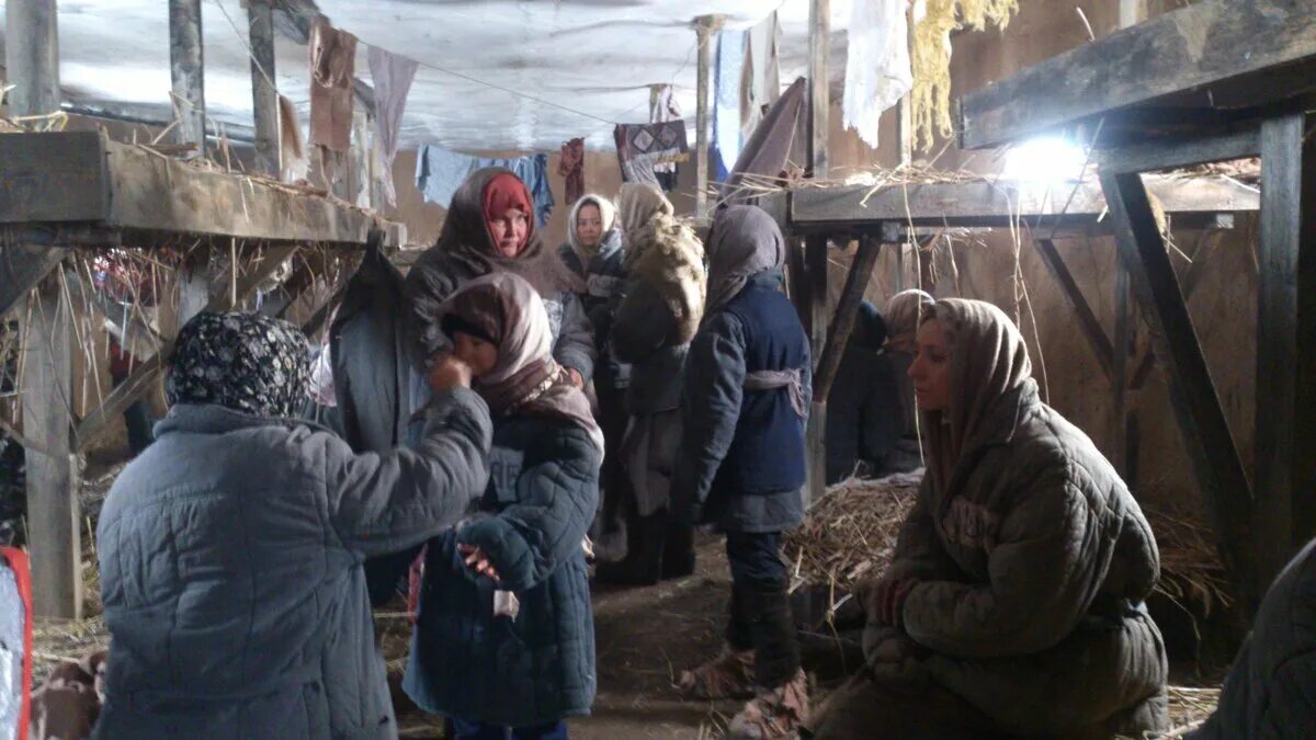 Алжир акмолинский лагерь жен. Ж. Акмолинском лагере жен изменников. Акмолинский лагерь жён изменников родины. ).