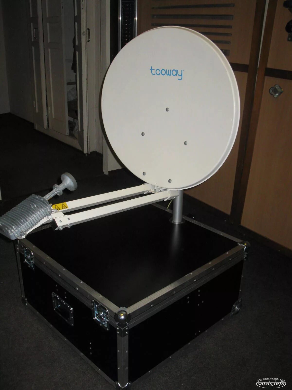 Комплект спутникового оборудования Gilat Gemini-i s2x. Спутниковое оборудование Comtech lpodrko-5. TF SATMOB спутниковый ресивер. Спутниковая тарелка для интернета.
