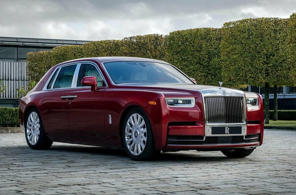 Ролс ройс роллс ройс. Роллс ройс фантом. роллс ройс фантом 2025. rolls royce phantom 2025. машина rolls royce phantom.