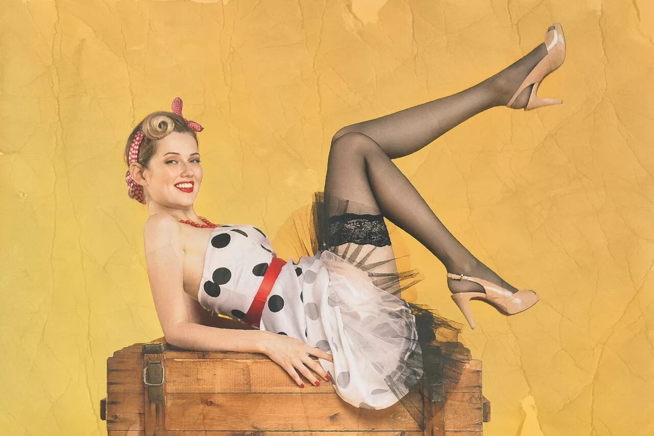 Не работает pin up pin up вход. Чулки в стиле пин ап. Пин ап фотосессия.