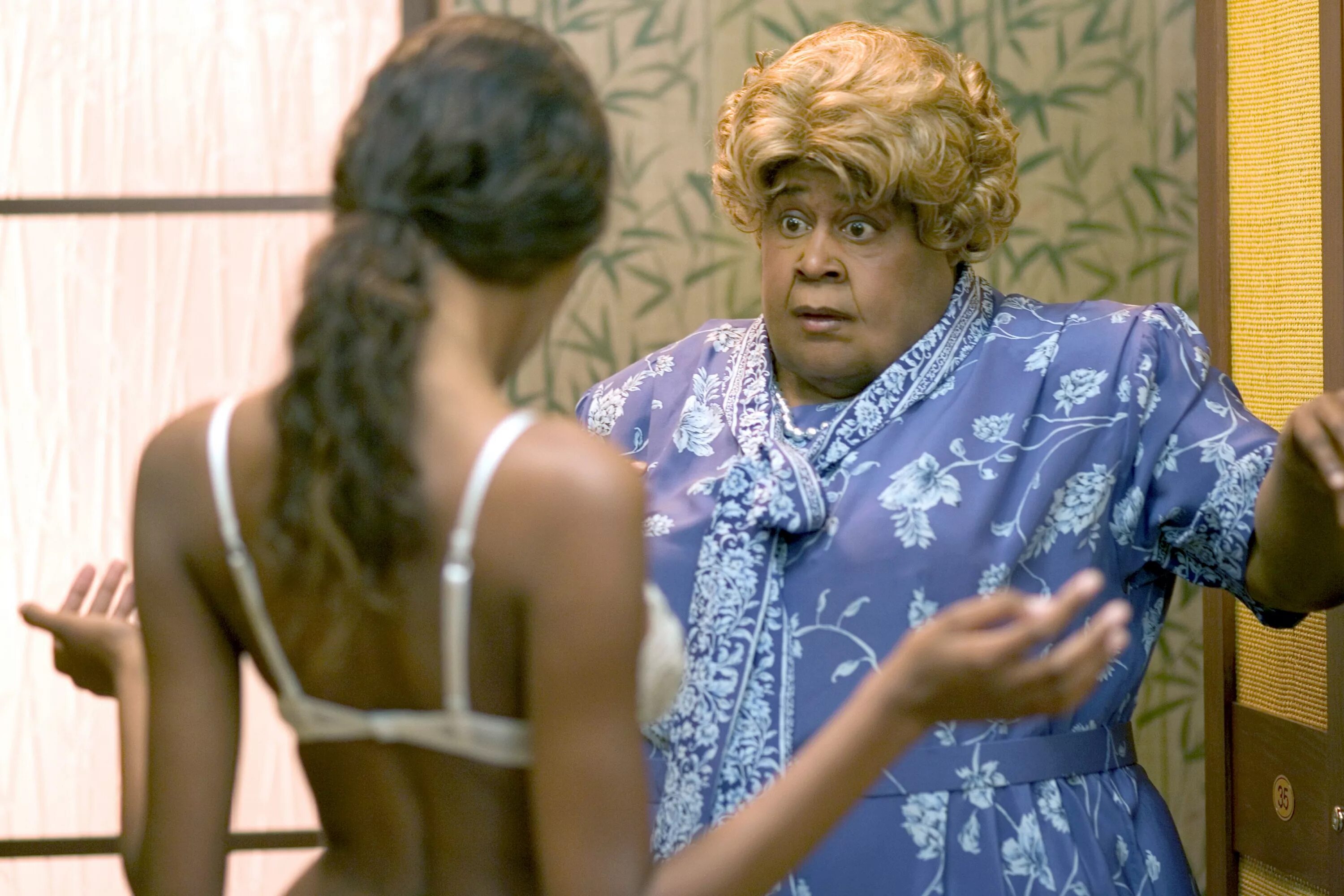 дом большой мамочки 2 эндрю. дом большой мамочки малкольм. кэрри фуллер дом большой мамочки. дом большой мамочки малкольм. мартин лоуренс бабушка.