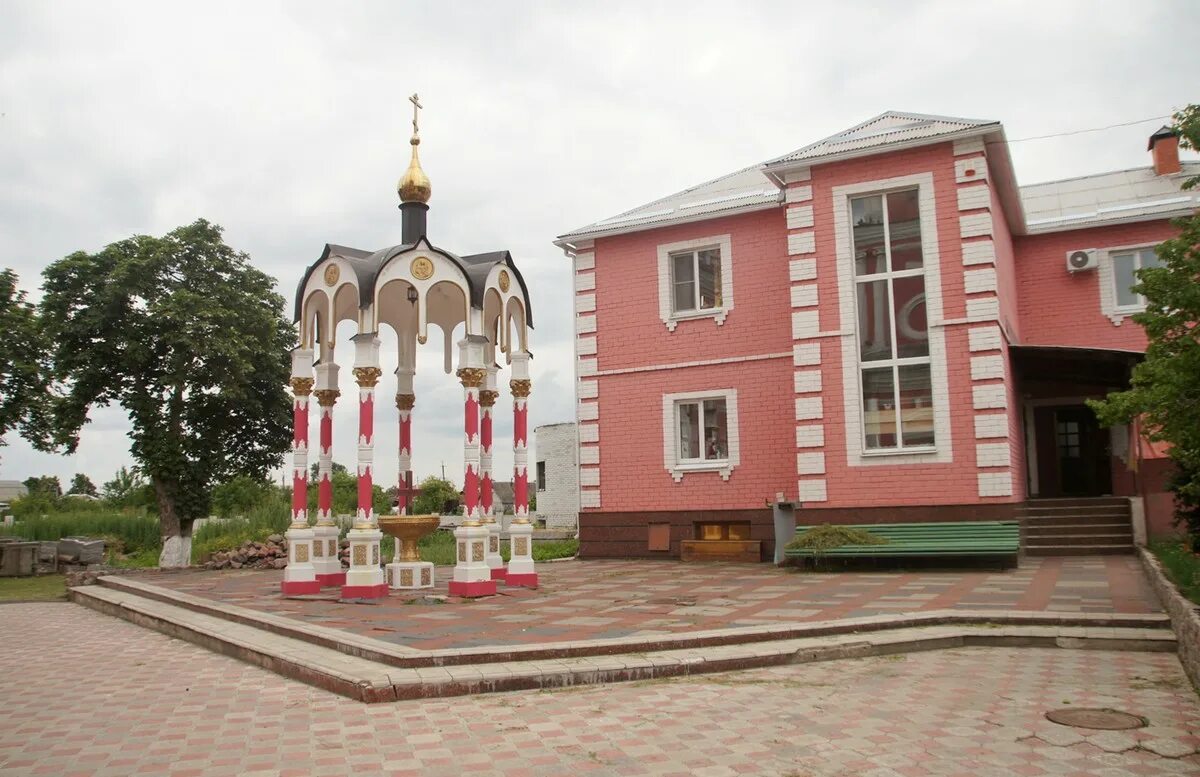 Крестовоздвиженский храм (старый Оскол). Храм Креста Воздвиженского старый Оскол. Старый Оскол Ямская Церковь. Старый Оскол Слобода Ямская храм. Святые старого оскола