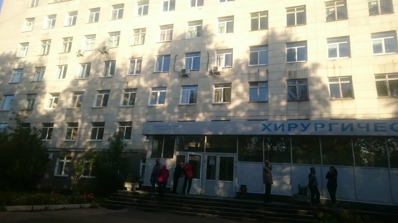 Переулок суворовский 3 екатеринбург. 14 больница уралмаш. Суворовский переулок 5в екатеринбург. Центральная городская клиническая больница № 24, екатеринбург. Номер 14 больницы екатеринбург.