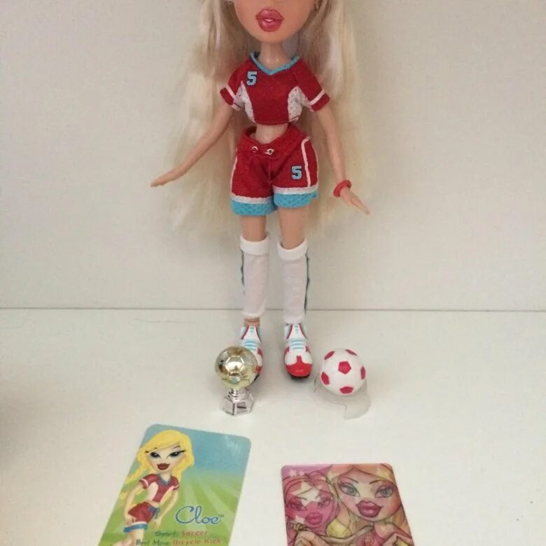 Chloe play. Bratz play sportz chloe.