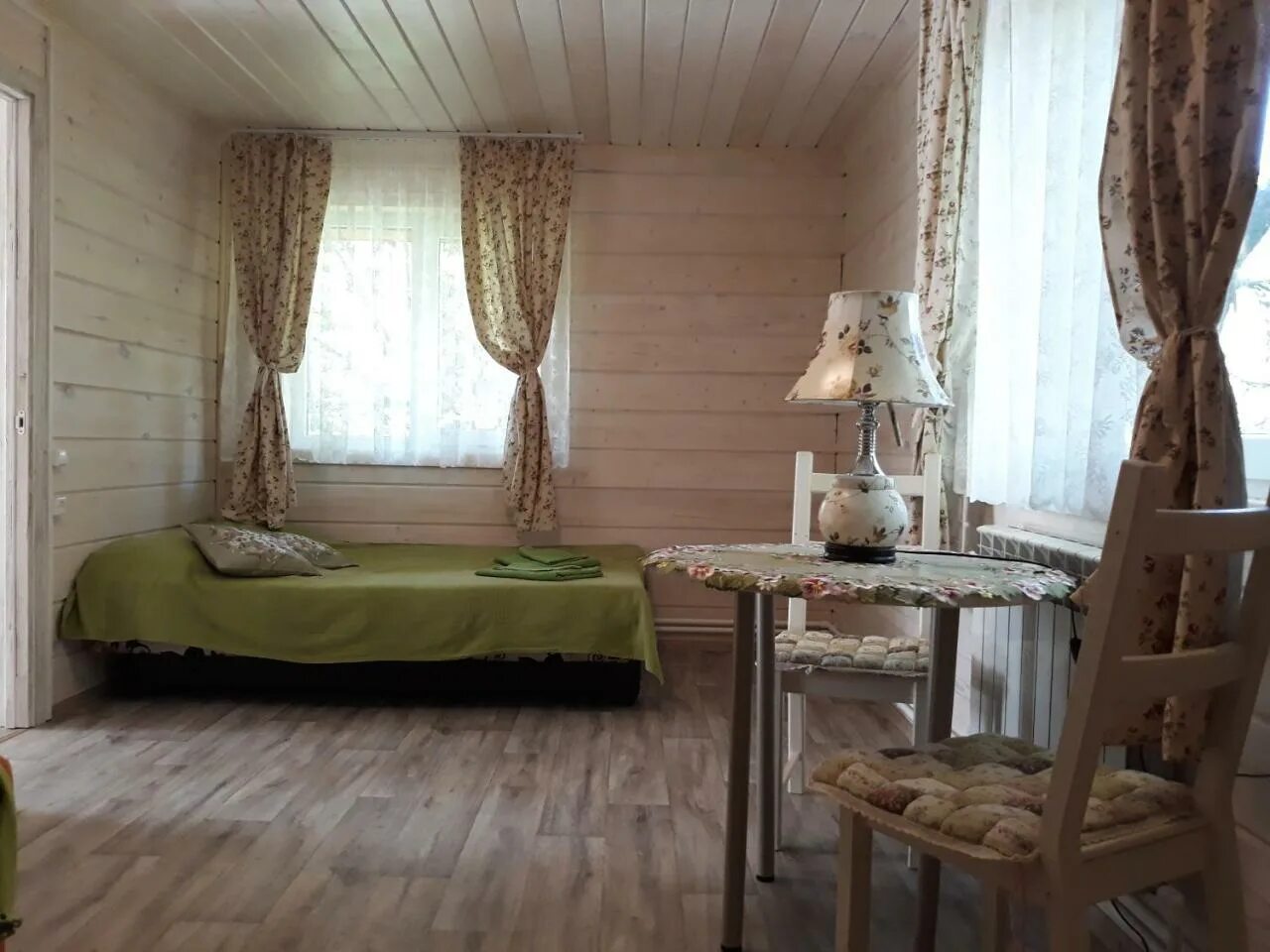 База отдыха крестьянское подворье. База отдыха шатрище рязанская. Сынтул база отдыха касимов. Аренда домиков рязань. Музей деревянного зодчества спас-клепики.