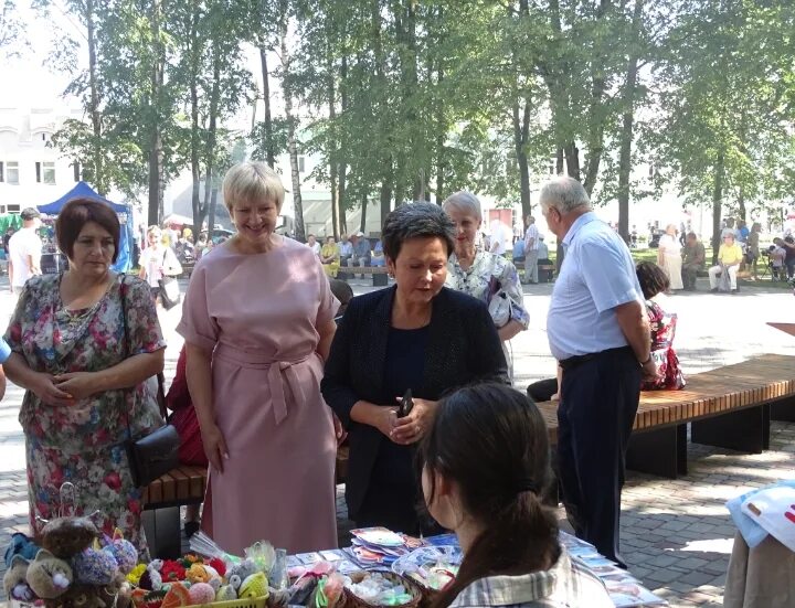 Велиж новости сегодня. , велижский р-н, с/з миловиды. Новости велижа. День города велиж. Субботник картинки.