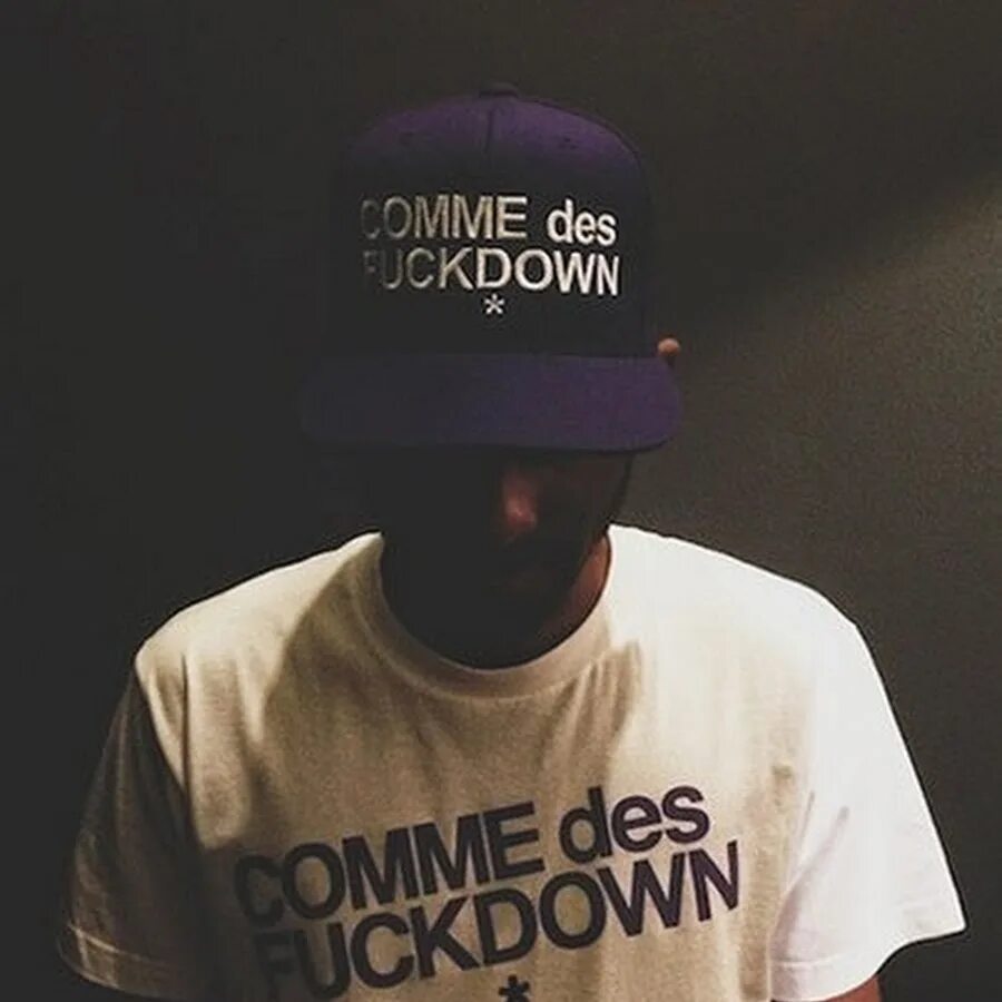 Comme des fuckdown фирм. Comme des fuckdown футболка. Comme des fuckdown фотографии. Come des fuckdown. F de s