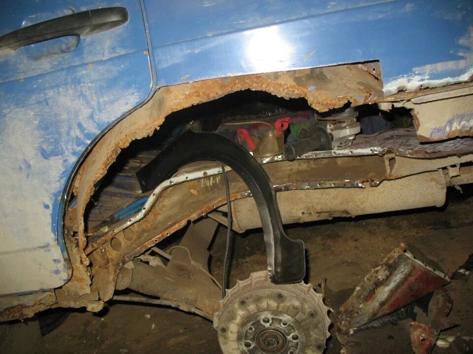 Переварка заднего крыла ваз 2114. Переварка задних арок рено лагуна 1. Задняя арка внешняя ваз 2114 переварка. Переварка арок sxa10. Переварка задних арок 2114.