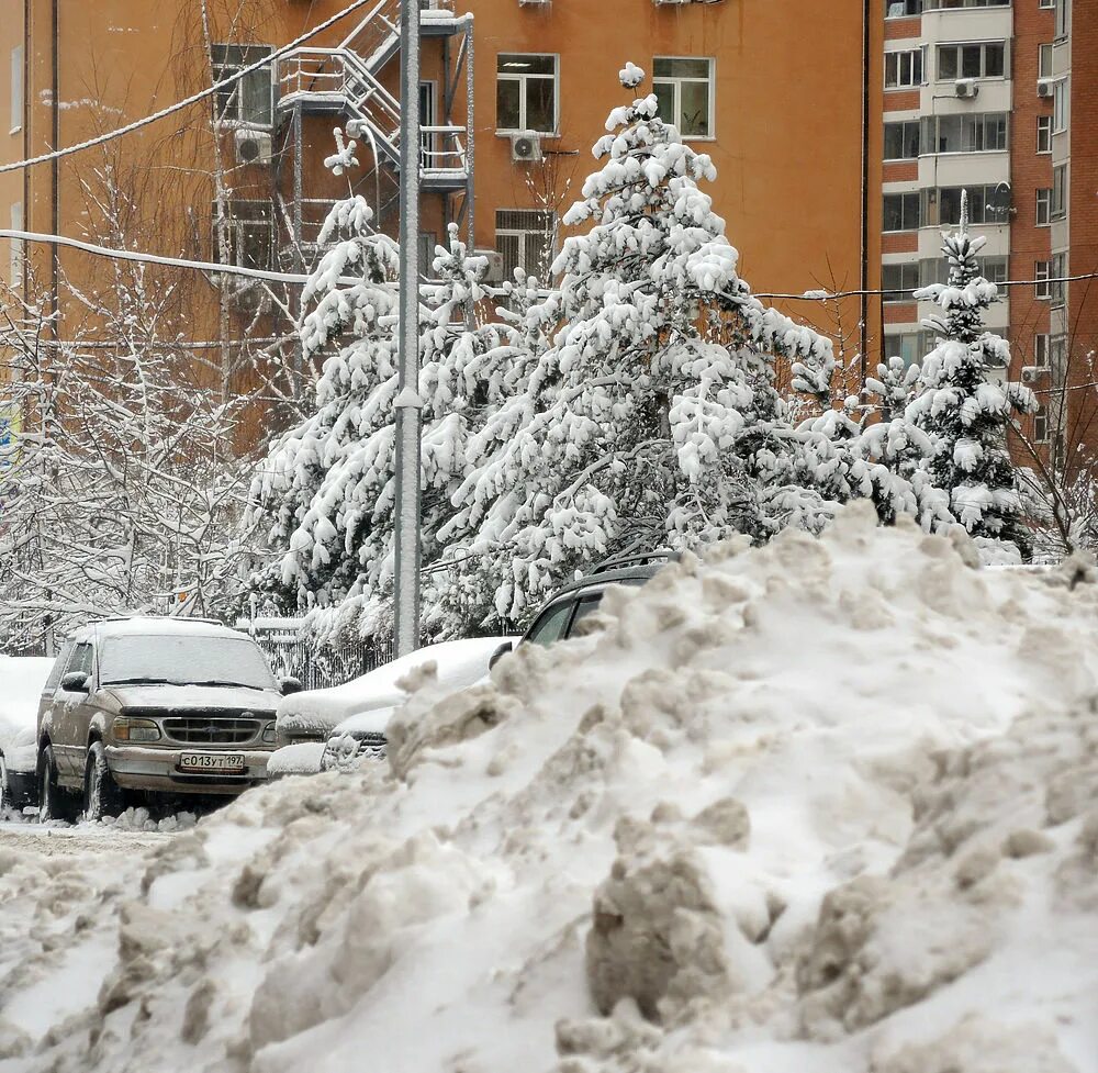 Сильный снегопад. Самый сильный снегопад. Надвигается снегопад. Сами силниснегапат в мире.