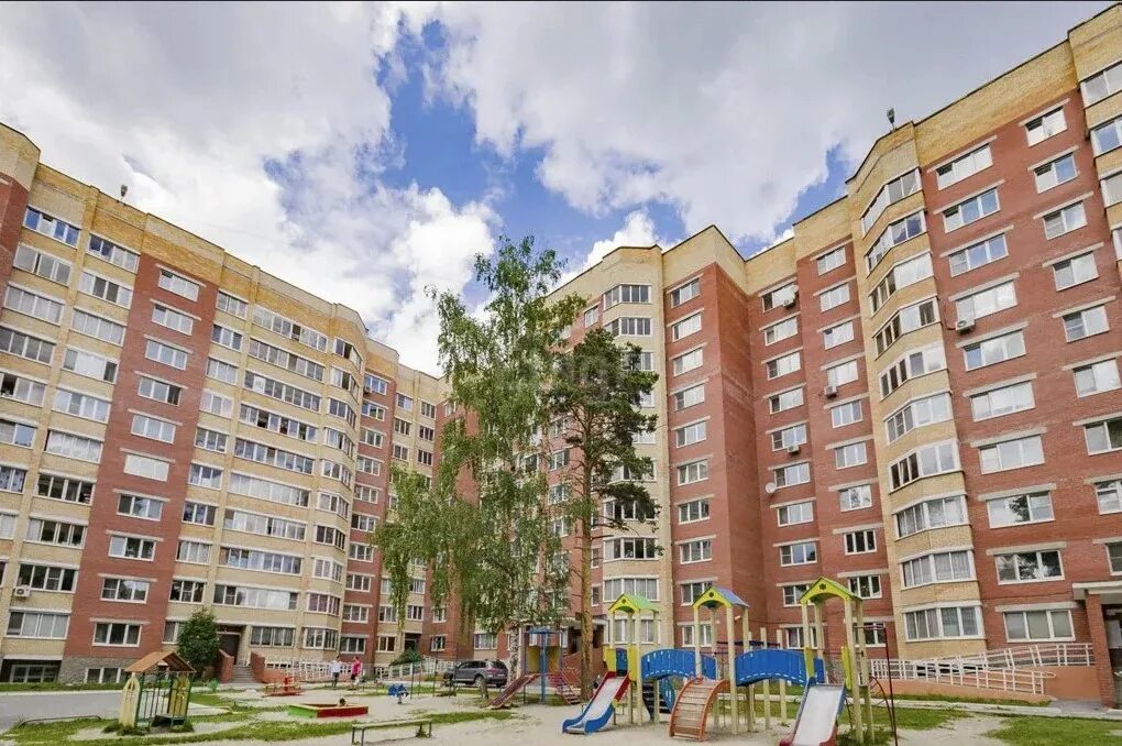 Рощинская ул., 61 - Екатеринбург