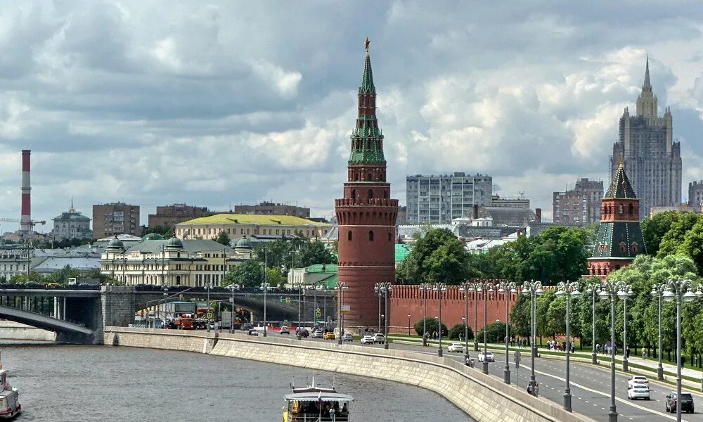 Водовзводная башня московского. Водовзводная (Свиблова) башня. Водовзводная башня Кремля. Водовозная башня Московского Кремля. Свиблова башня Московского Кремля.