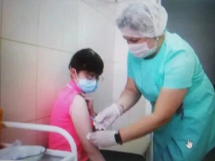 Сейчас делают прививки