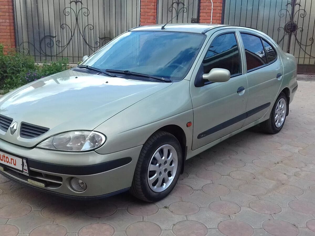 2002 megane. Рено Меган 1 2003. Рено Меган седан 2003. Рено Меган 1 Рестайлинг 2003. Renault Megane 1 седан.