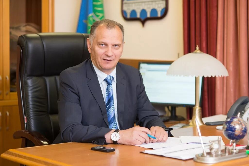 Управа района хамовники. Зам. Депутат фролов тюменская область. Гп "городские тепловые сети" биробиджан сахов. Старый геническ.