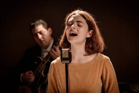 Tecla Insolia: "I expect too much of myself" .