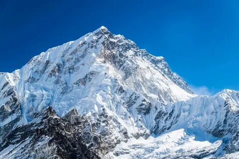 Какая гора была высокая до эвереста