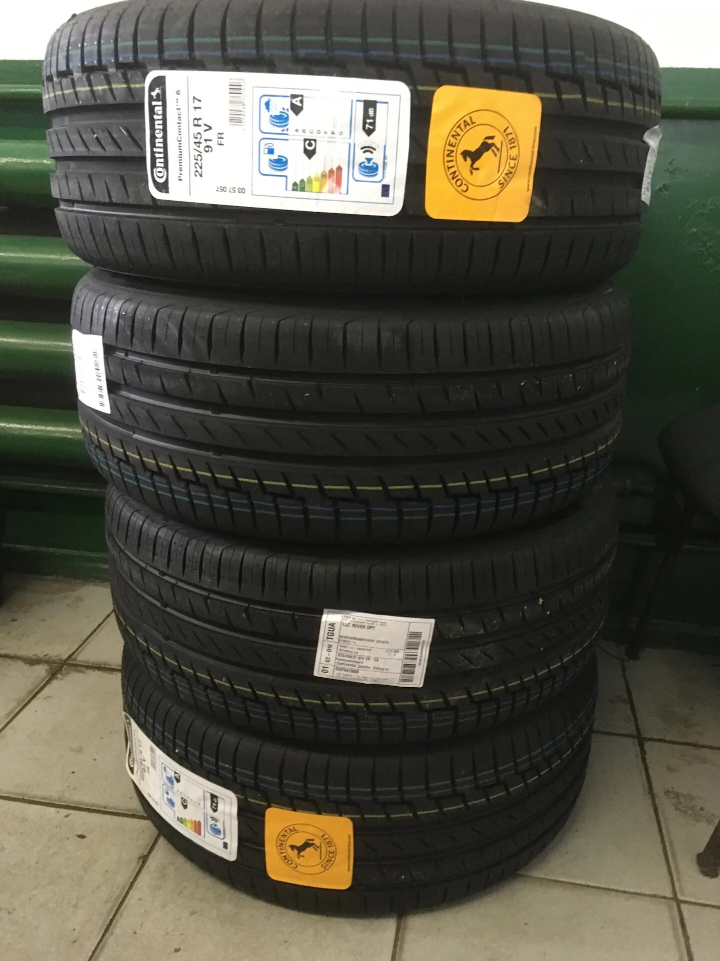 Continental PREMIUMCONTACT 6 225 45 17. Continental PREMIUMCONTACT 6 225/45 r17. Continental Premium contact 6 225/45 r17. Continental PREMIUMCONTACT 6 225 45 r17 94y. Continental contipremiumcontact 6 205 55 r16