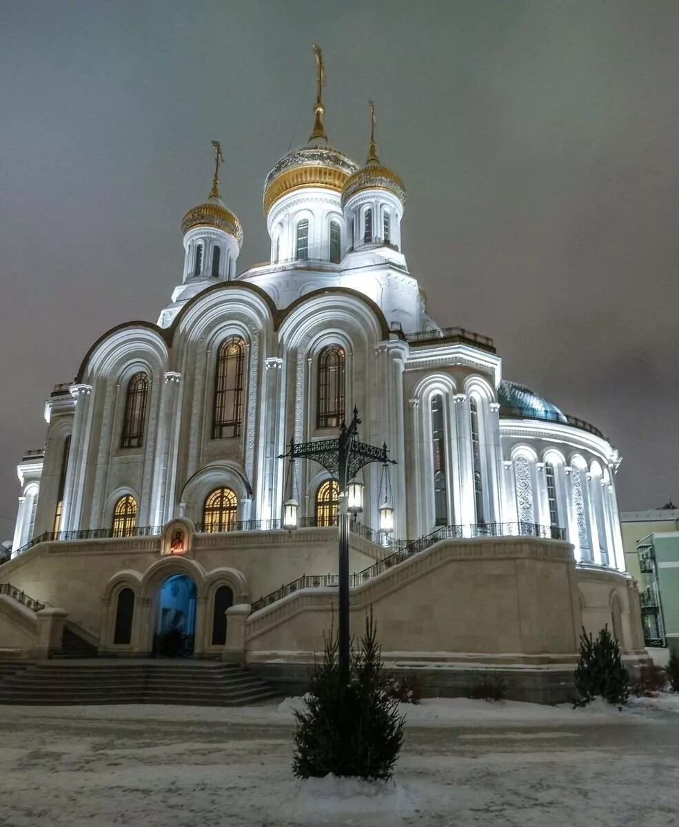 Путин открыл новый храм на Лубянке - РБК