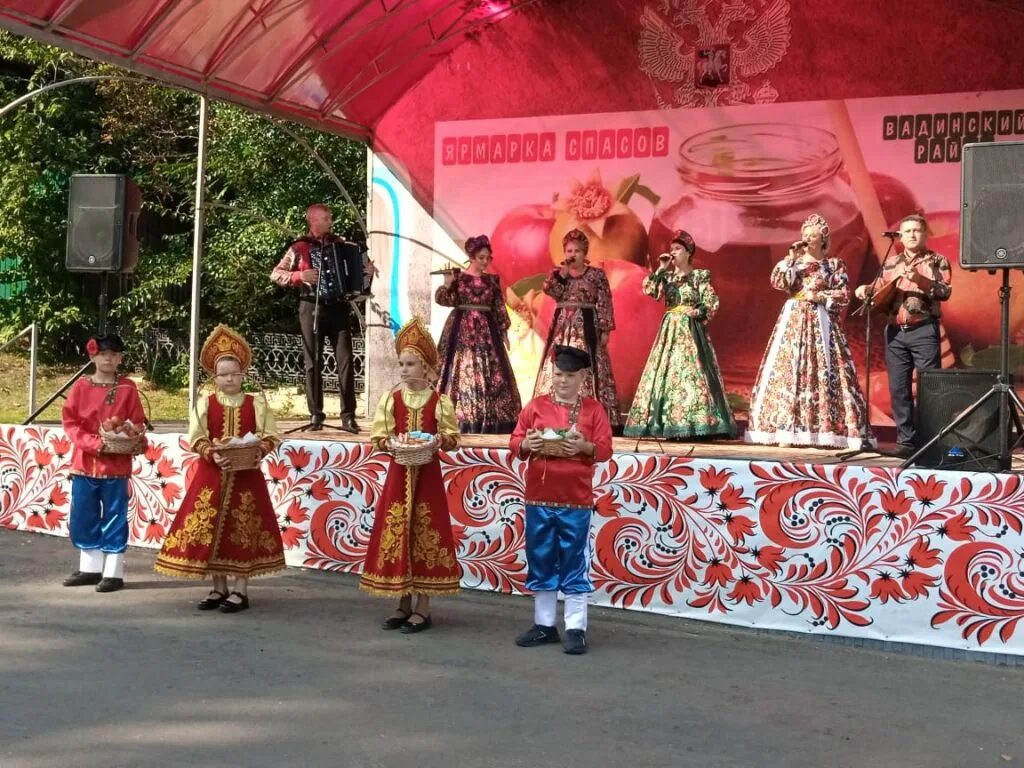 Погода в вадинске на две недели. Ярмарка спасов вадинск. фотосессия на ярмарке. фестиваль трех спасов в вадинске.