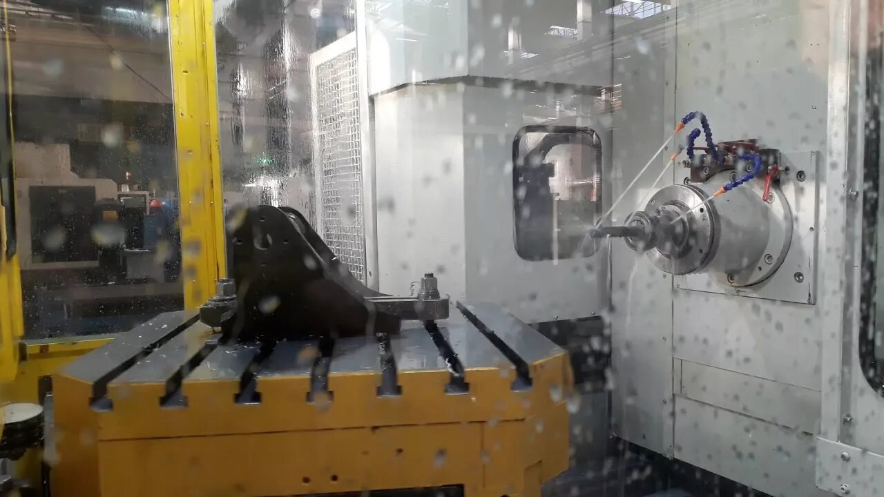 Станке ис. Обрабатывающий центр ис800 Fanuc. Фрезерный обрабатывающий центр ИС-800. Ис800пмф4. Ис800пмф4 обрабатывающий центр.