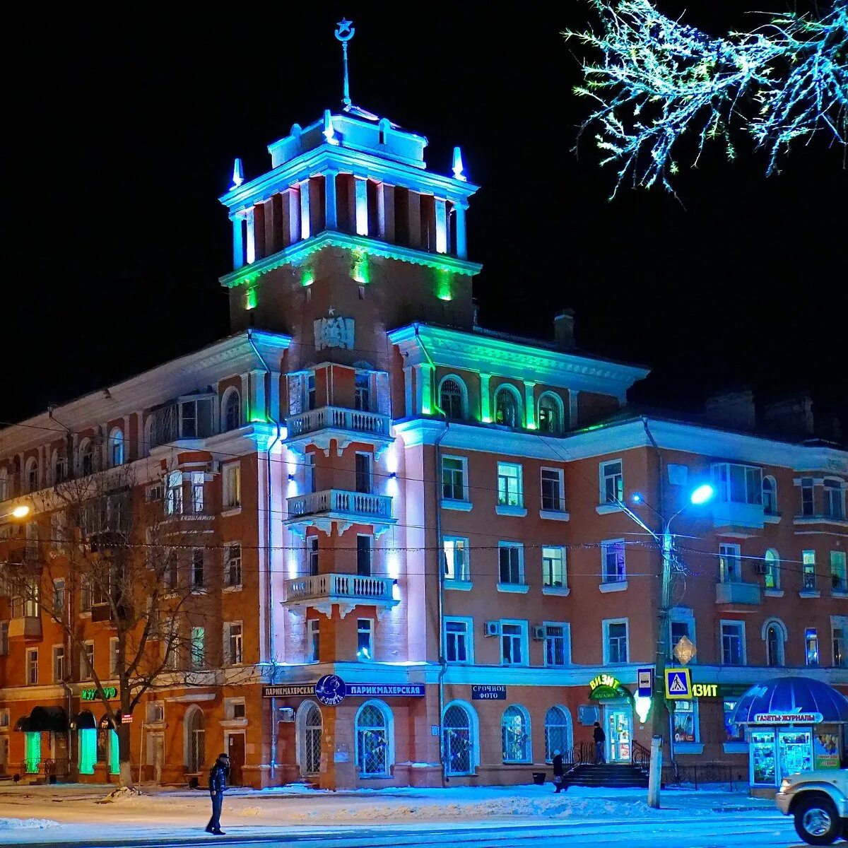 Цмк комсомольск на амуре. Комсомольск на Амуре. Комсомольск на Амуре центр города. Город Комсомольск-на-Амуре Хабаровского края. Комсомольск на Амуре архитектура.