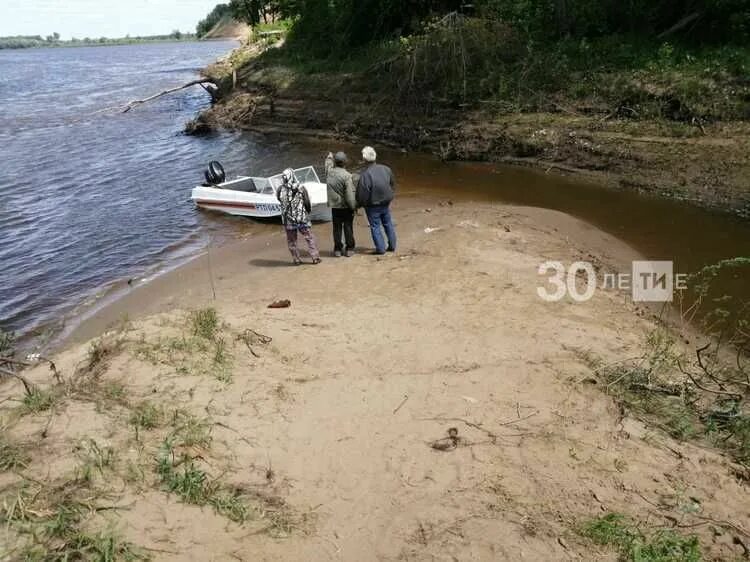 Котельнич мальчик утонул. Утонул мужчина на реке Вятка. Утонули два подростка на Вятке в Кировской области. Утонул купаться