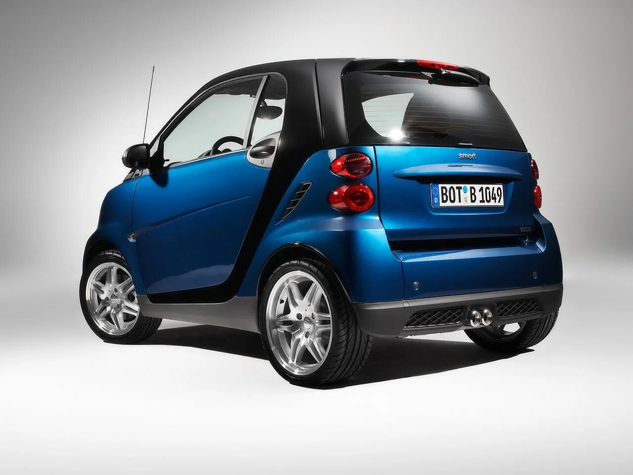 Smart Fortwo 2. Smart Fortwo (2-е поколение). Смарт Брабус. Мини-кар Smart Fortwo 2.