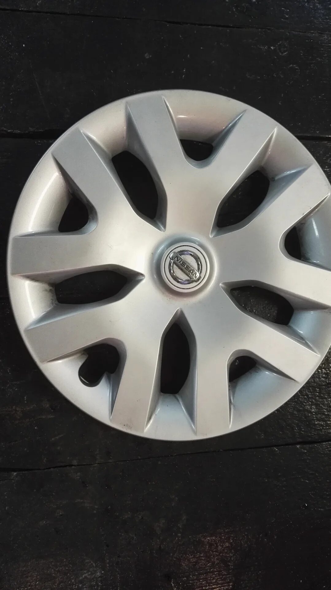 Колпаки на колеса r16 ниссан кашкай. Колпак колеса nissan r16. Nissan terrano колпаки на диски r16. Колпаки на ниссан террано. Колпаки nissan r16.