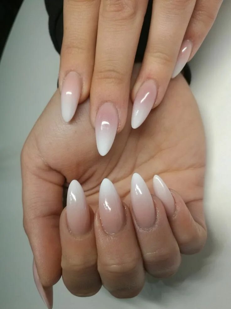 Geelküüned Pink tip nails, Short acrylic nails designs, Nail colors