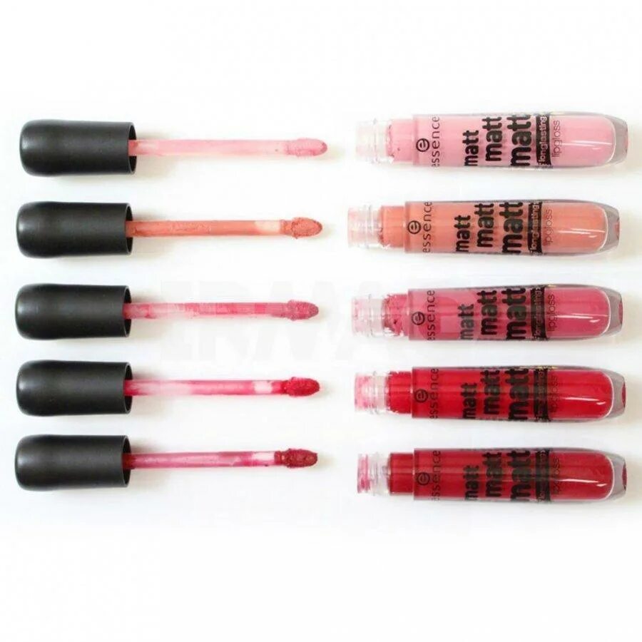 Блеск для губ matt matt matt. Essence Matt Longlasting Lipgloss. Essence Matt Lipgloss. Блеск Essense Matt Matt. Essence Lip Gloss Matt.