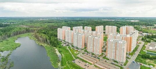 Брехово московская область пятницкое шоссе. Деревня брехово микрорайон школьный. Брехово московская область пятницкое шоссе. Брехово жк пятница. Деревня брехово.