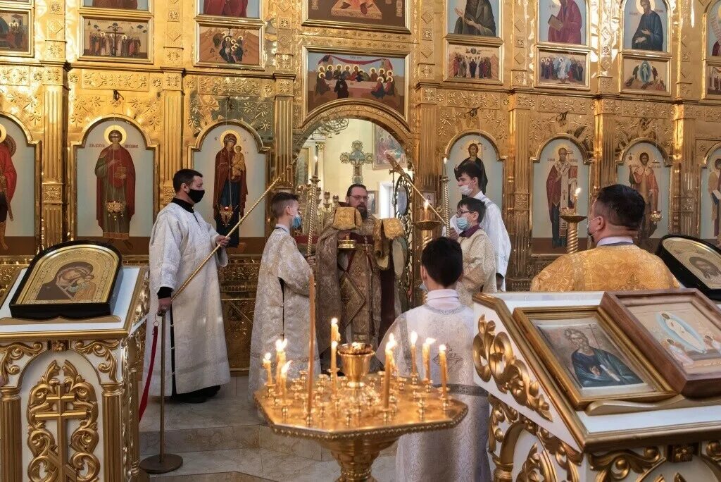 Включи прихода. Храм Андрея Первозванного Ульяновск. Храм Святого апостола Андрея Первозванного Ульяновск. Литургия Андрея Первозванного. Церковь Андрея Первозванного Тирасполь.