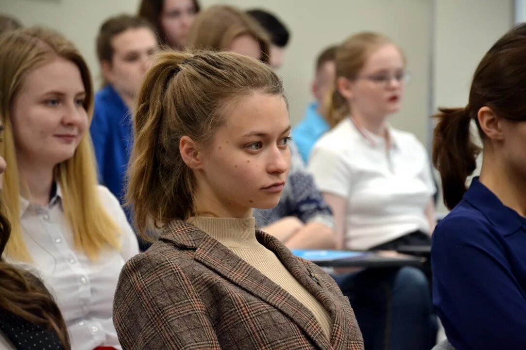 Высшая школа экономики нижний новгород. Анастасия попова вшэ нижний. юлия борисова нижний новгород вшэ. савойкина татьяна вшэ нижний новгород. ниу вшэ нижний новгород внутри.