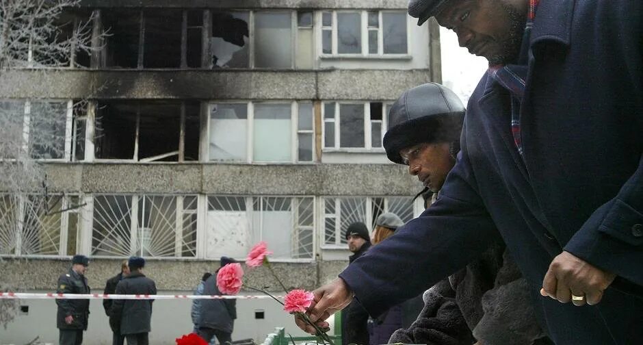 Рудн 2003. Общежитие рудн в москве пожар. пожар в общежитии рудн в москве 24 ноября 2003 года. пожар в общежитии рудн 2003. общежитие рудн в москве – 44 жертвы.