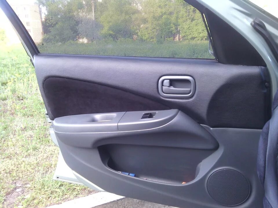 Перетяжка обшивки дверей ниссан альмера классик. Обшивка дверных карт ниссан альмера н16. Дверные карты ниссан альмера классик. Nissan almera g15 дверная карта. Дверные карты ниссан альмера классик.