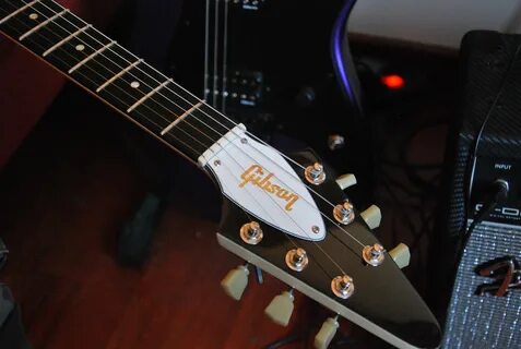 Gibson fly
