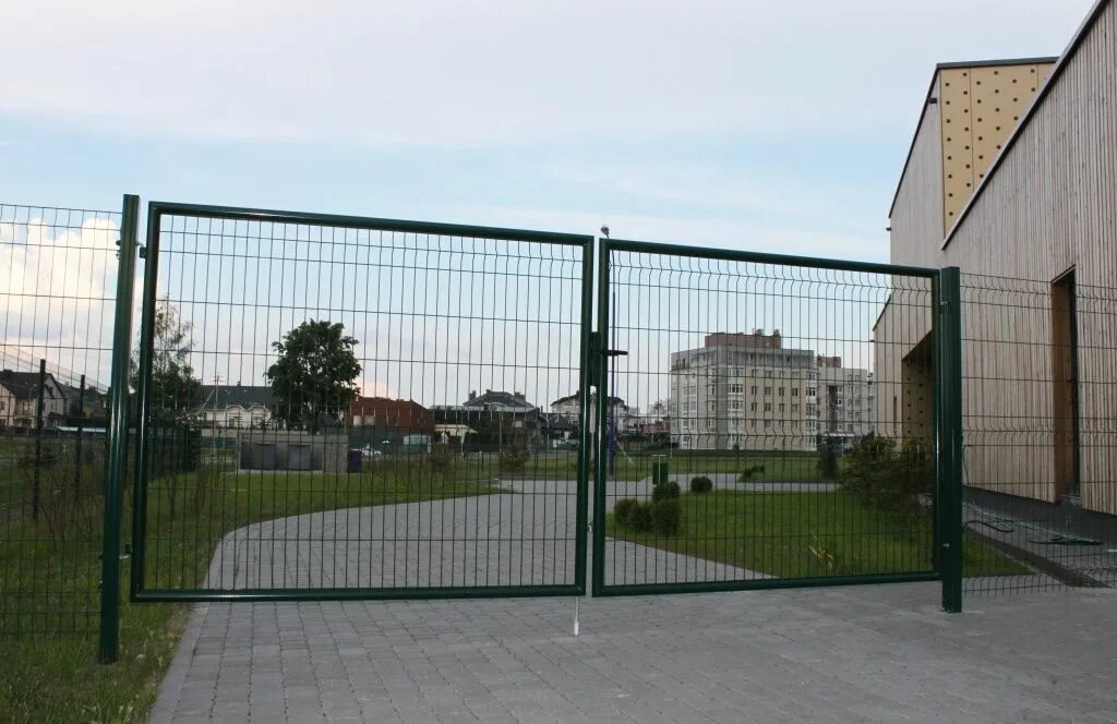 ворота 3д распашные 2000х6000. ворота распашные 3д. ворота распашные 3д. н. Betafence ворота.