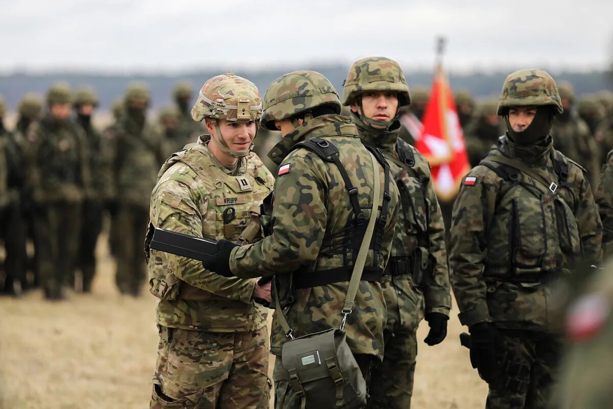 Польская армия 2022. Польские войска. Войска НАТО В Польше. Войска на Гран цы Польщи. Войска нато на территории украины